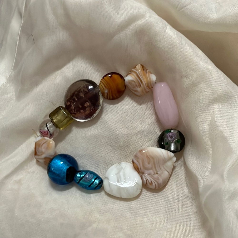 Lovely glass bracelet